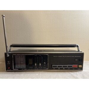 Vintage Craig radio Cassette automatic level recording 2613 ac input